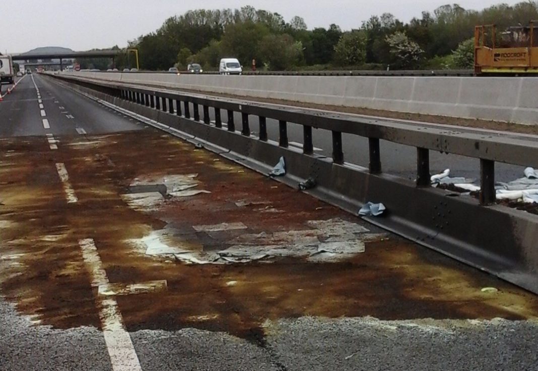 650 Litres Of Diesel Spill Over M5 Motorway, Shutting It Near Burnham ...