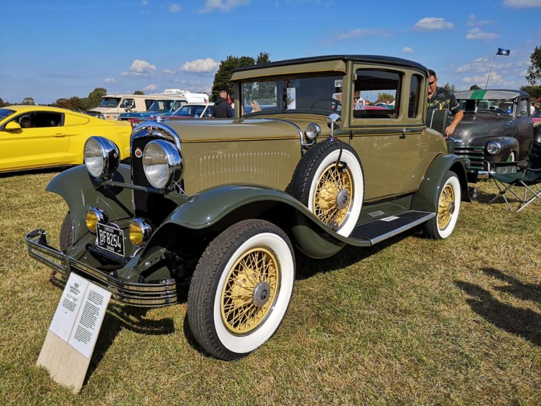 Classics, hot rods, trucks and bikes roar through Burnham and go on