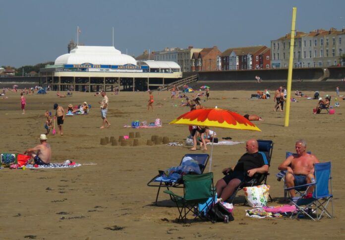 Busy Burnham-On-Sea beach