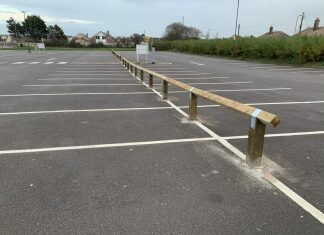 Burnham-On-Sea car park railings