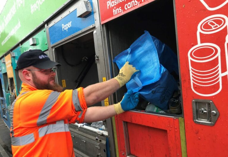 Threeweekly rubbish collections and enhanced weekly recycling to start