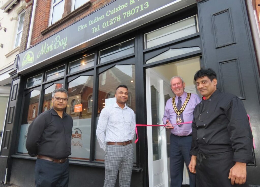 New Indian restaurant and takeaway opened by Mayor in Highbridge