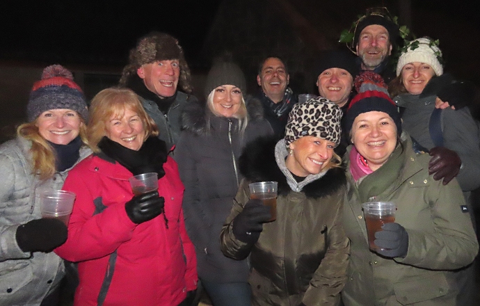PHOTOS & VIDEO: Over 500 attend Brent Knoll’s traditional wassailing ...