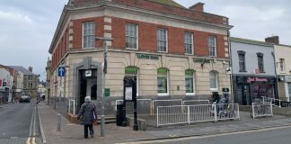 Lloyds Bank in Burnham-On-Sea