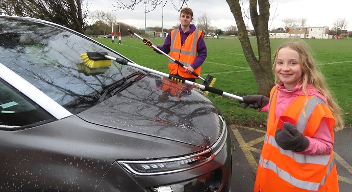 Burnham-On-Sea Scouts car wash