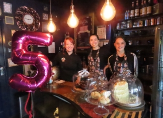 Burnham-On-Sea cake and coffee shop Dusicake celebrates its fifth anniversary