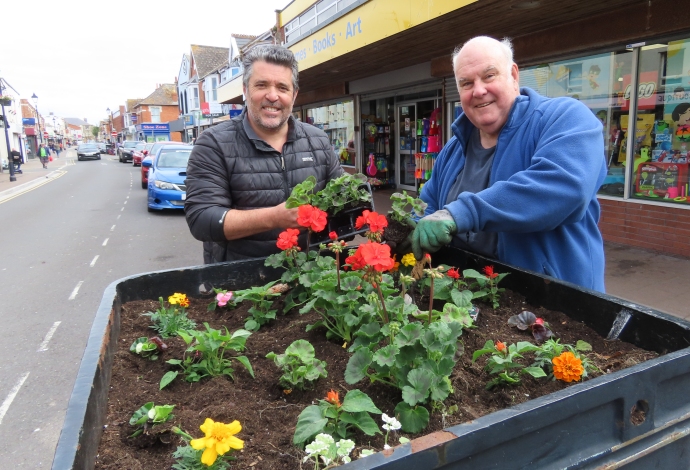 Burnham-On-Sea town centre gets a dash of summer colour thanks to Freemasons