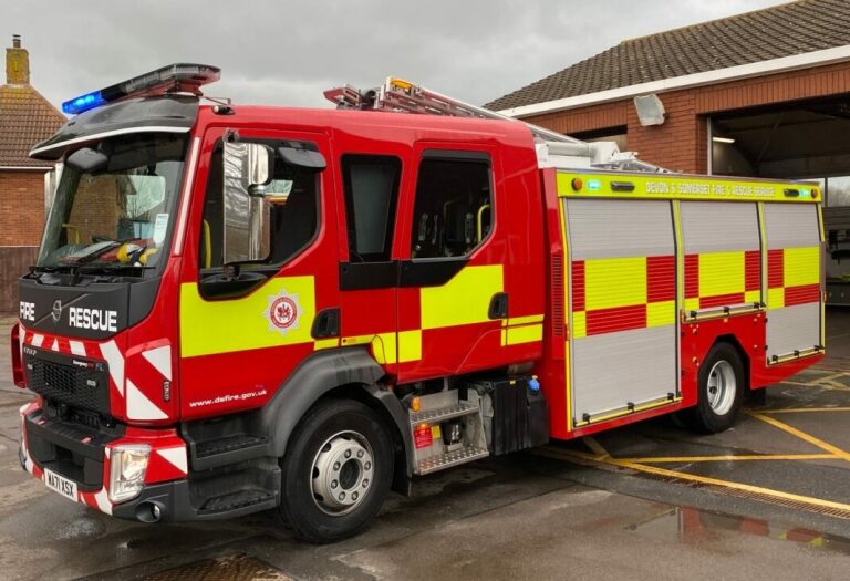 Burnham-On-Sea fire crew called out to overnight car blaze