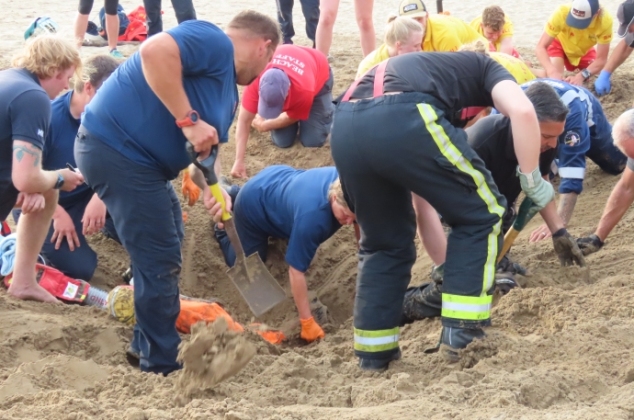 Burnham rescue crews carry out sand hole collapse exercise on Berrow beach