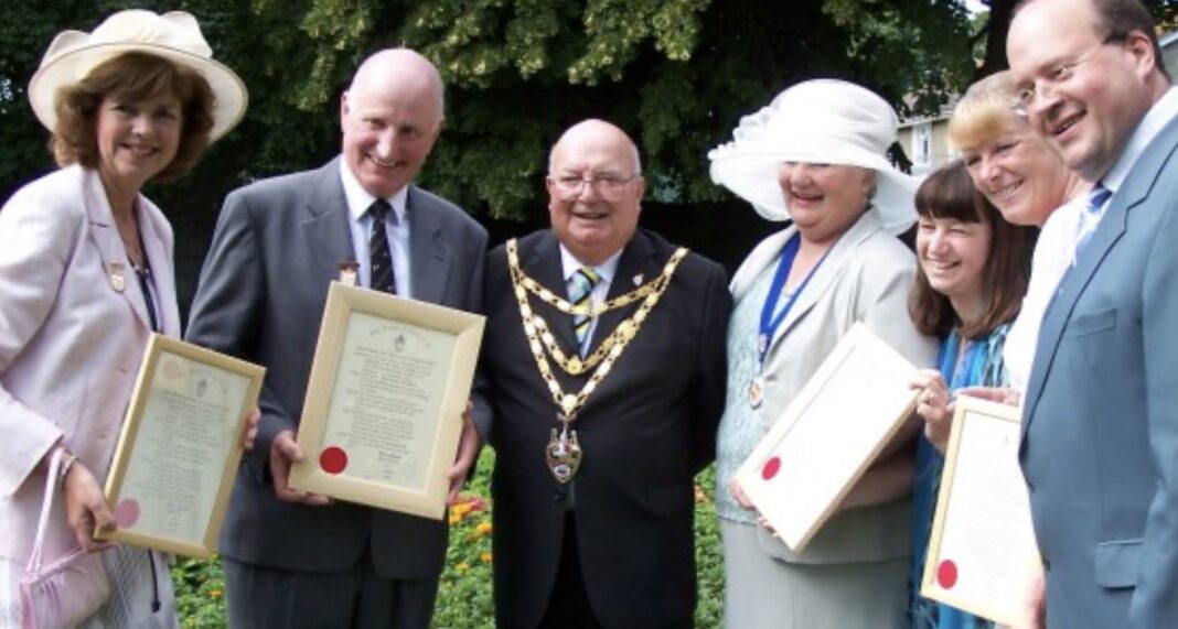 Eric and Gillian Gill as Burnham-On-Sea and Highbridge Mayor and Mayoress