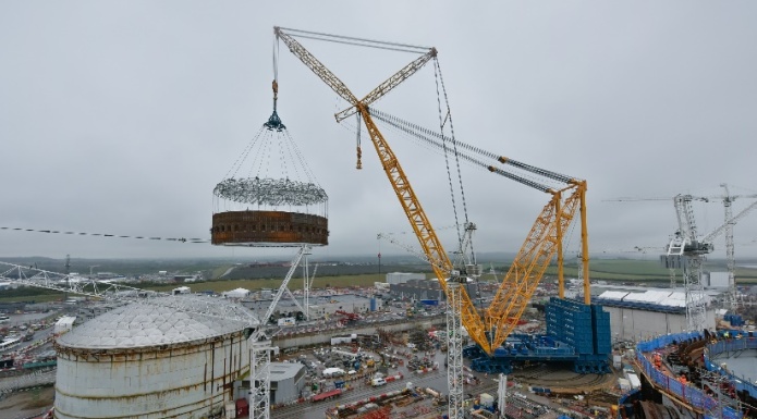 Burnham-On-Sea.com: Giant crane lifts 423-tonne steel liner ring into position at Hinkley Point C