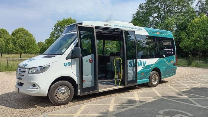 Burnham-On-Sea.com: slinky bus somerset