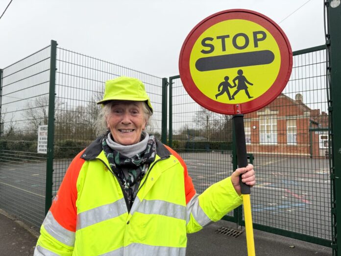 Burnham-On-Sea.com: Lollipop lady Heather James