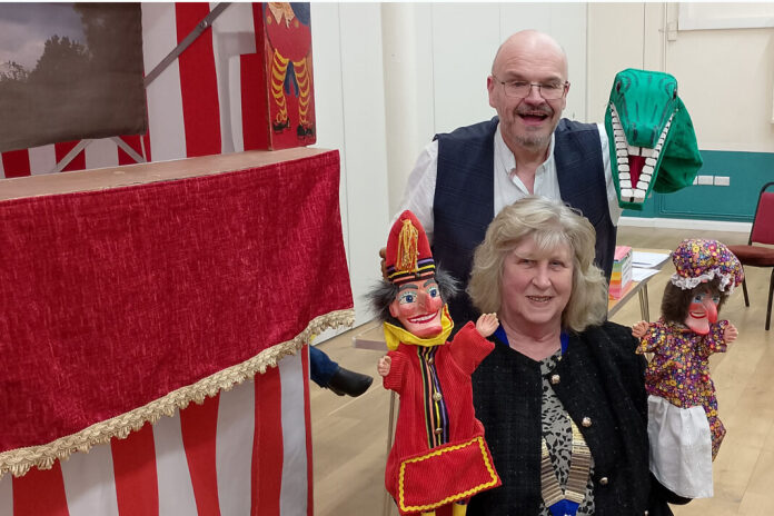 Burnham-On-Sea ‘Punch and Judy artist’ Professor Paul Wheeler with Moose President Rita Harris